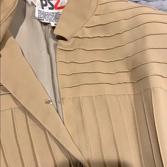 Vintage 1970’s PSZ Pleated Belted Dress - Picture 4 of 12